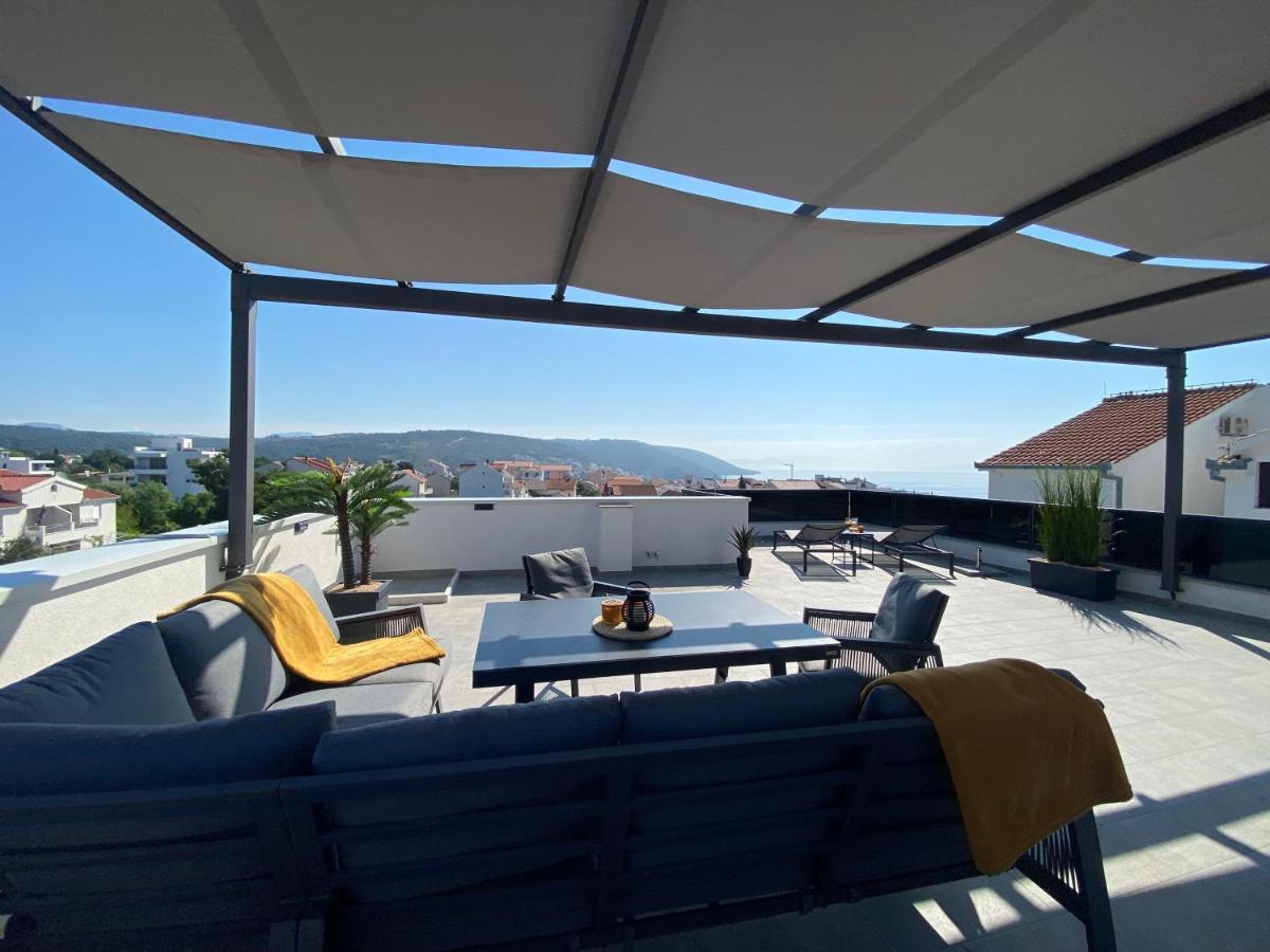 Apartment Agnes With 63 M2 Rooftop Terrace, Grill And Pool Okrug Gornji Buitenkant foto