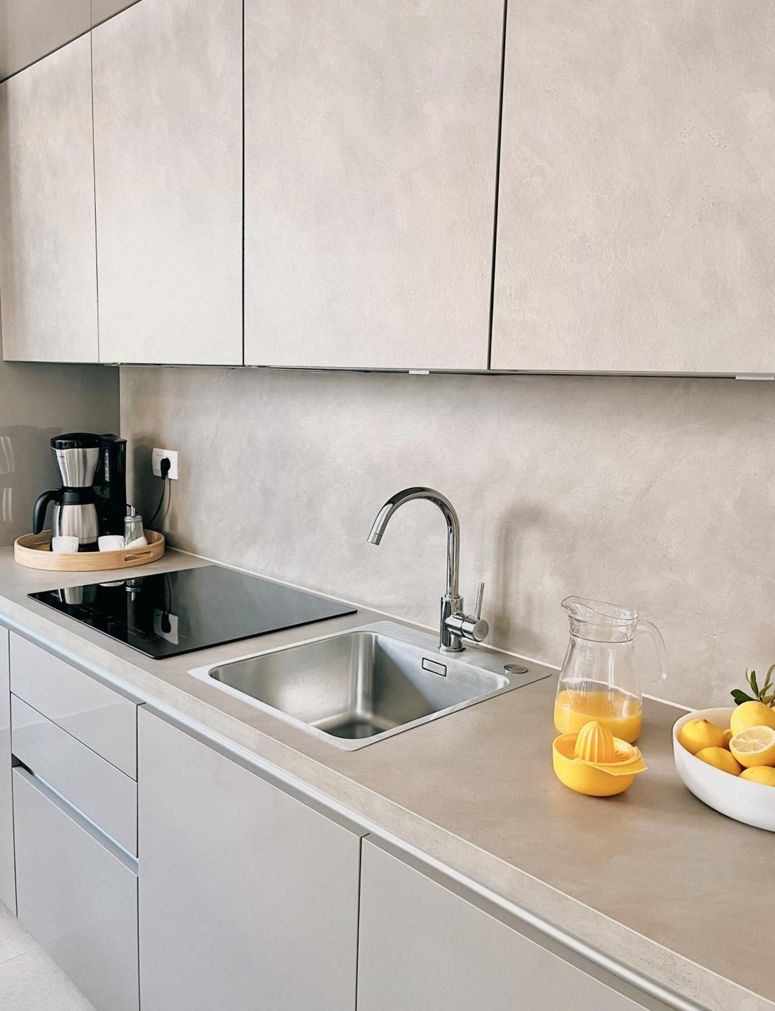Apartment Agnes With 63 M2 Rooftop Terrace, Grill And Pool Okrug Gornji Buitenkant foto